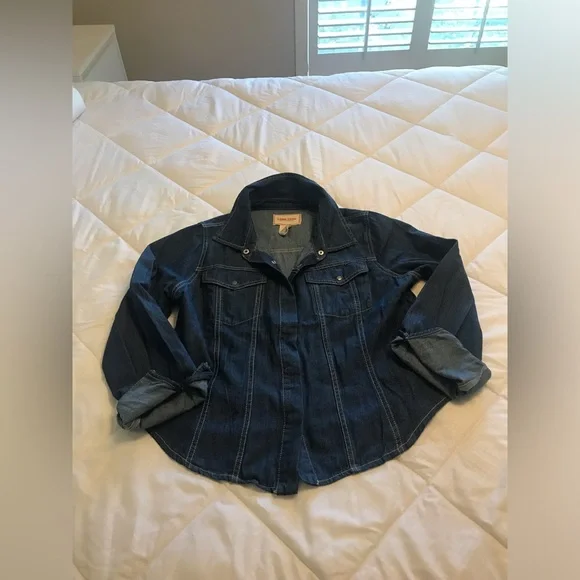 Lone Star Junior Size Large Denim Shirt/Jacket with Hidden Snap-Front Closure. - Picture 7 of 8